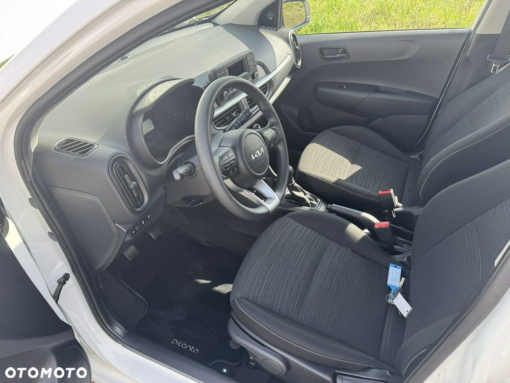 Kia Picanto - 12