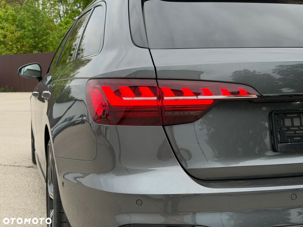 Audi A4 Avant 35 TDI mHEV S Line S tronic - 16