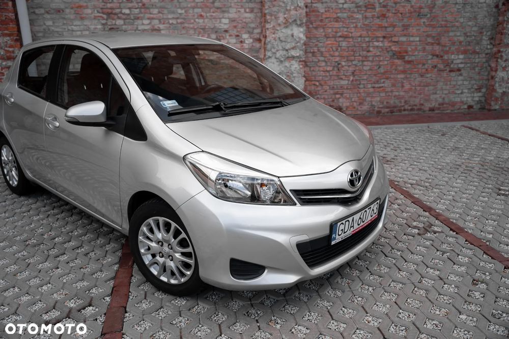 Toyota Yaris 1.0 Terra EU5 - 11