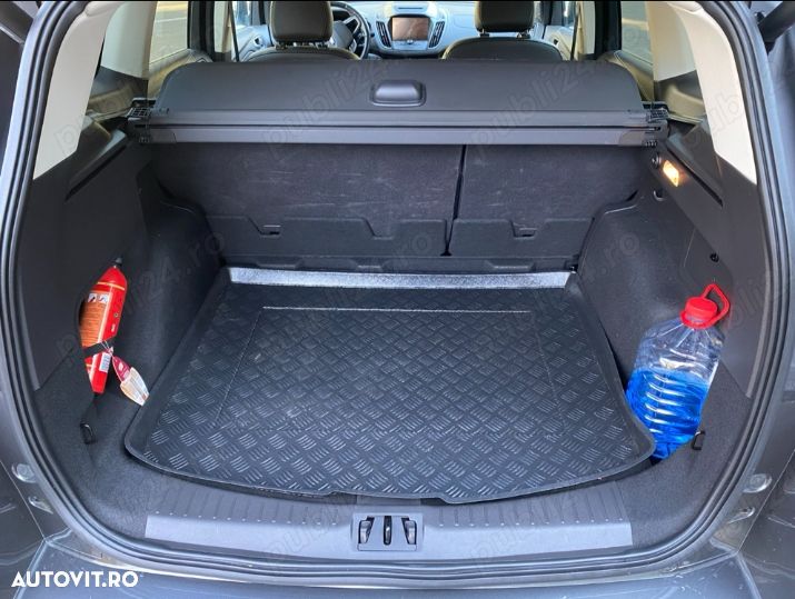 Ford Kuga 2.0 TDCi 4WD Powershift Vignale - 5