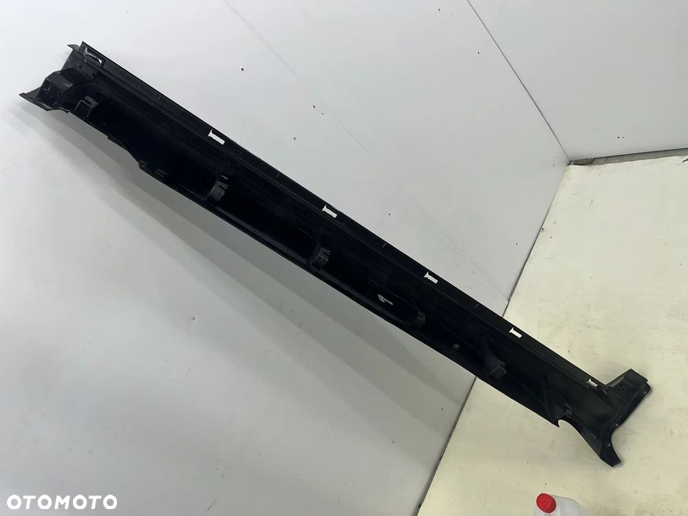 Nakładka progu Volvo XC60 I 08-17.r prawa listwa stopien próg prawy zewnętrzny pod drzwiami 31253572 - 17