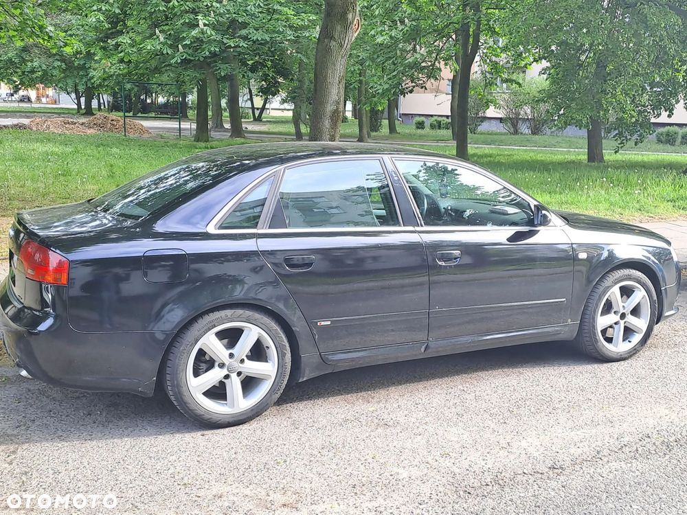 Audi A4 Limousine 2.0 TDI DPF Quattro - 19