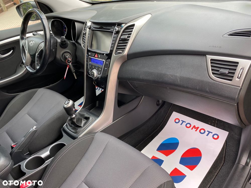Hyundai i30 1.6 GDI Premium - 9