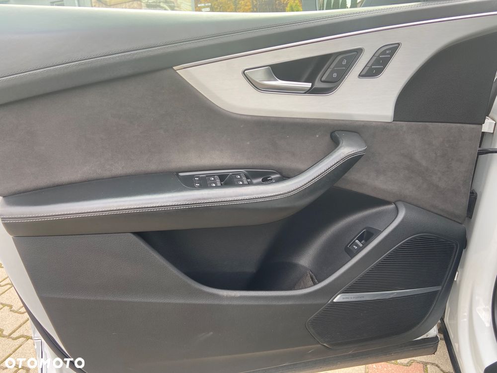 Audi Q8 50 TDI quattro tiptronic - 31