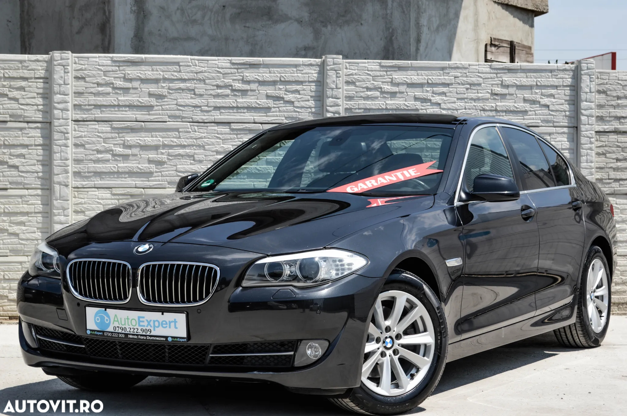 BMW Seria 5 520d Aut. - 11