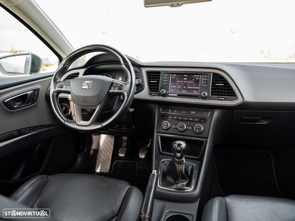 SEAT Leon X-Perience 1.6 TDi 4Drive - 24
