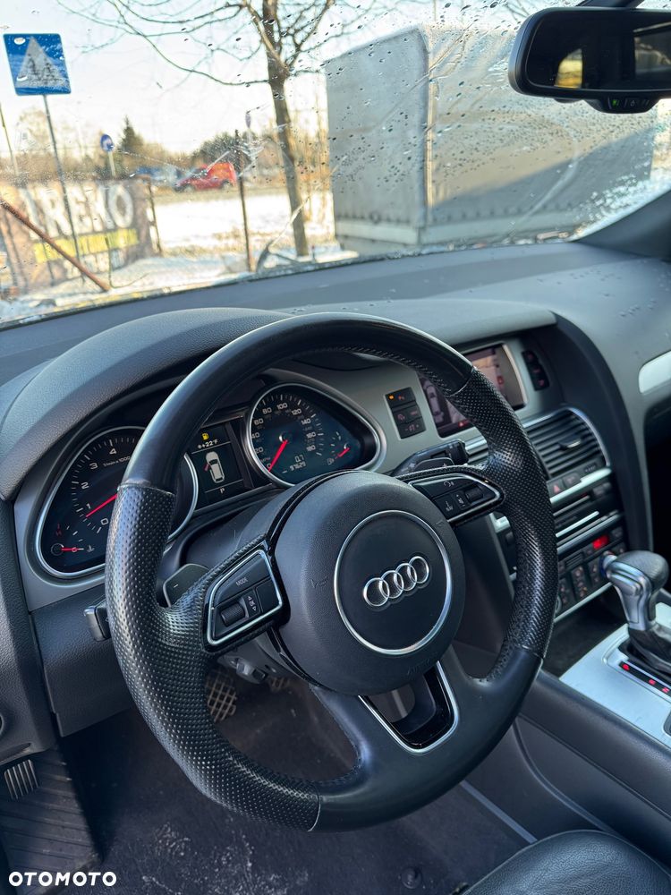 Audi Q7 - 13