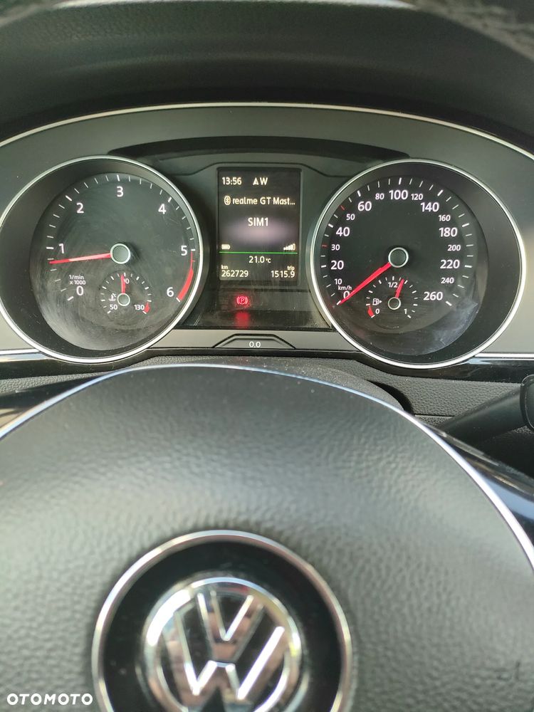 Volkswagen Passat 1.6 TDI BMT Comfortline - 10