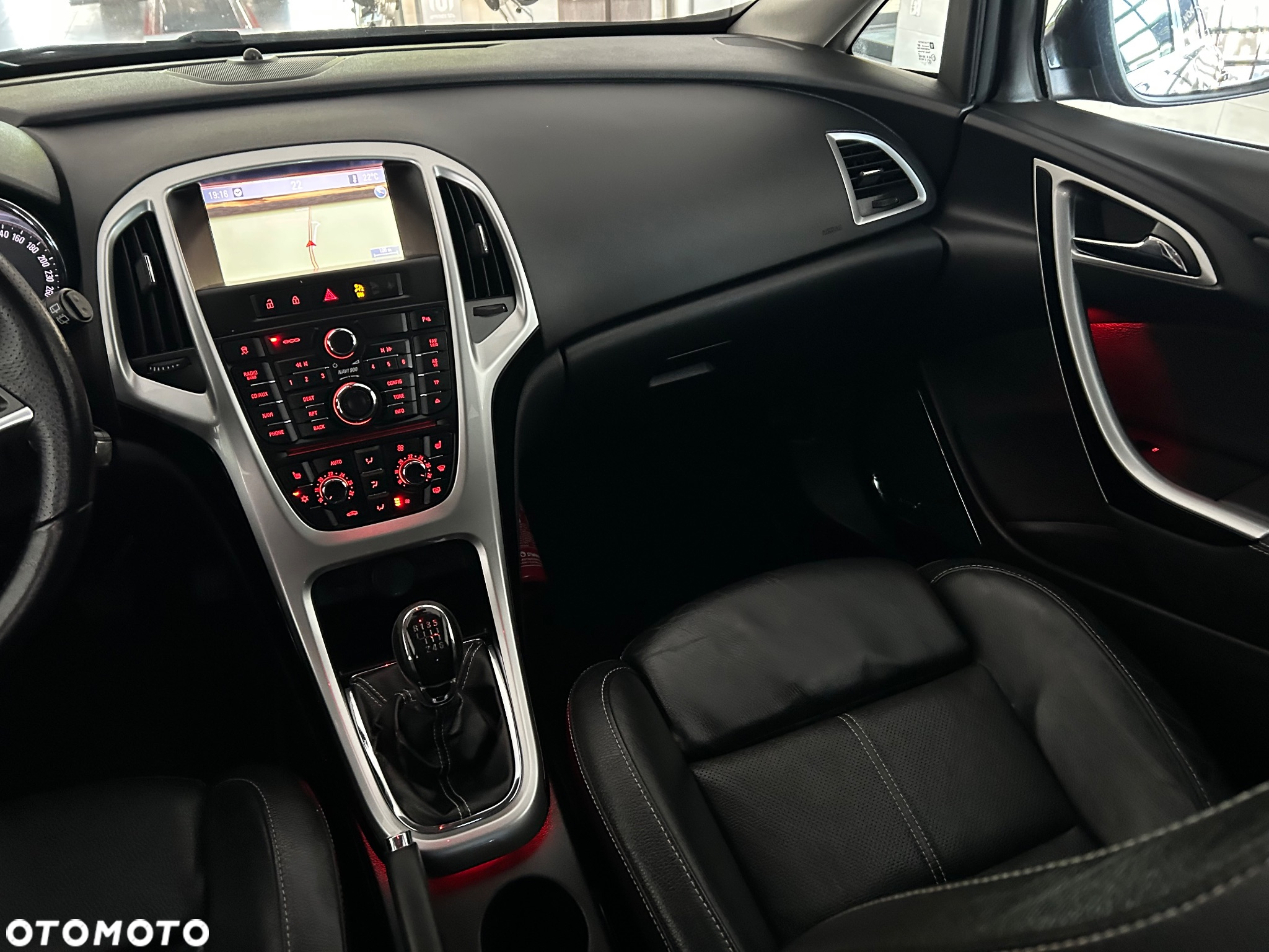 Opel Astra 2.0 CDTI ecoFLEX Start/Stop Exklusiv - 22