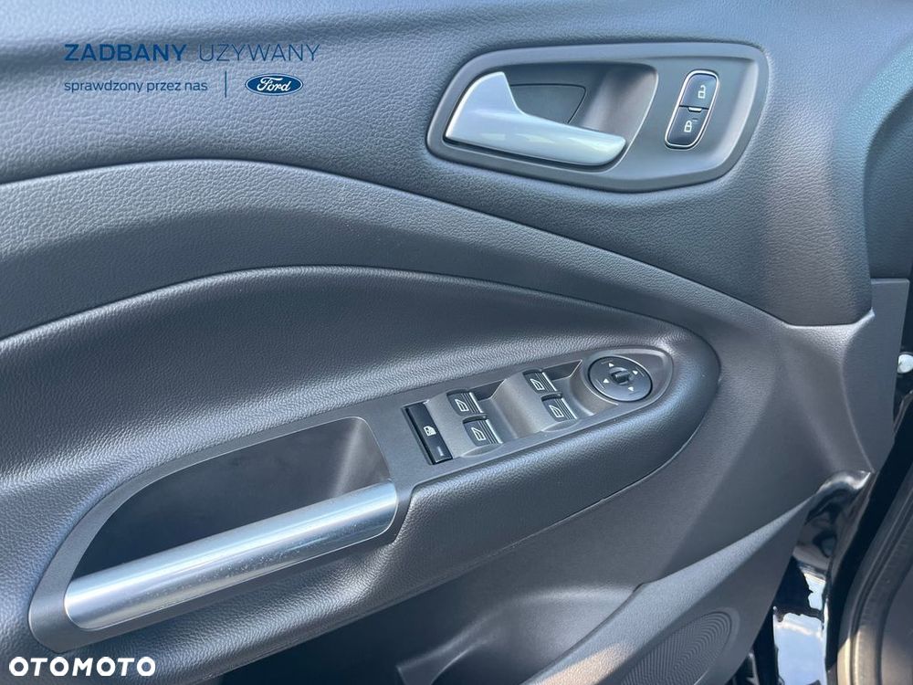 Ford Kuga - 12