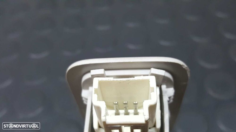 LUZ INTERIOR PEUGEOT 3008 SPORT PACK - 3