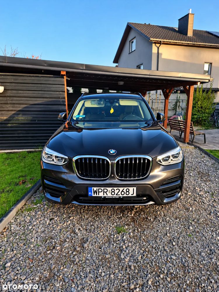 BMW X3 2018 photo 2