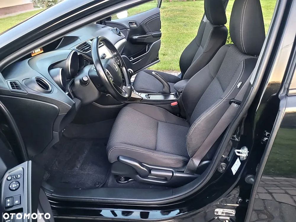 Honda Civic 1.8 Executive - 29