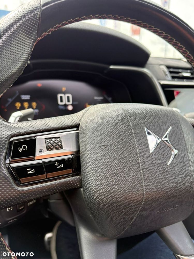 DS Automobiles DS 7 Crossback - 11
