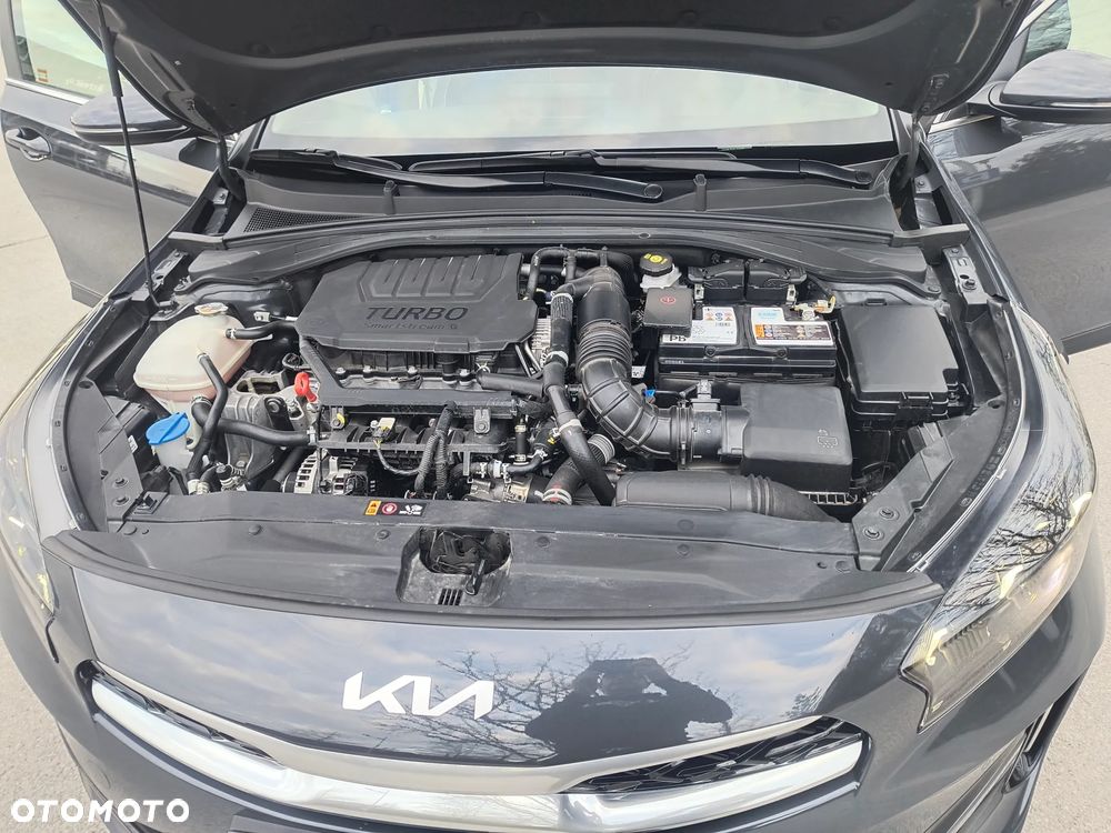 Kia XCeed 1.5 T-GDI Business Line DCT - 10