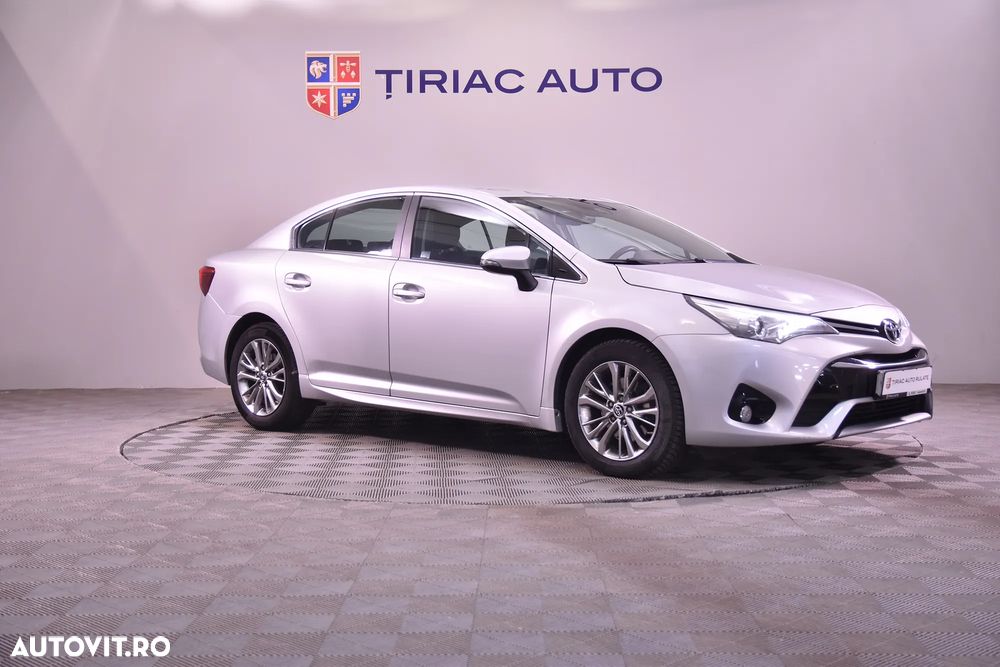 Toyota Avensis - 7