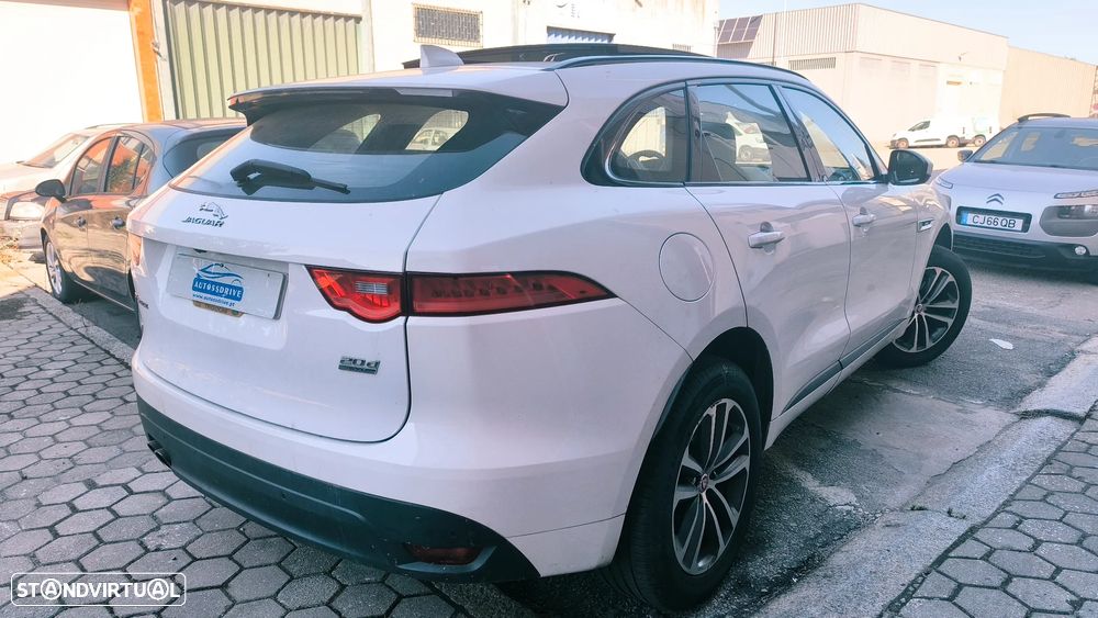 Jaguar F-Pace 2.0 i4D R-Sport AWD Aut. - 12