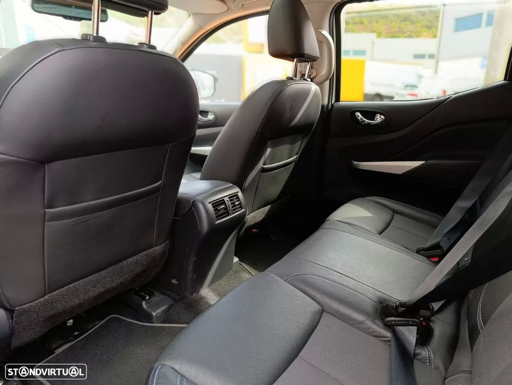 Nissan Navara 2.3 dCi CD 4WD Tekna AT - 21