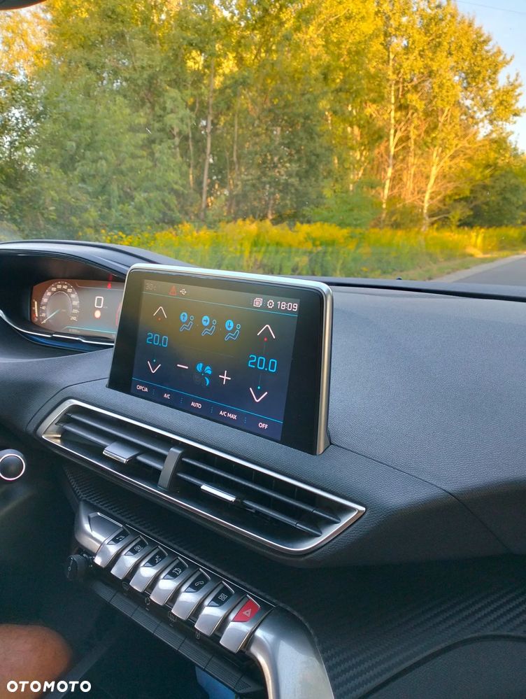 Peugeot 3008 1.5 BlueHDi Active S&S - 4