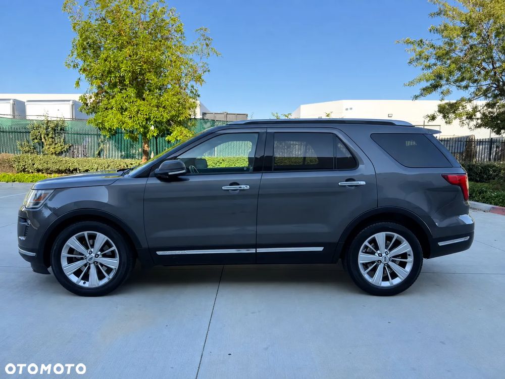 Ford Explorer - 4