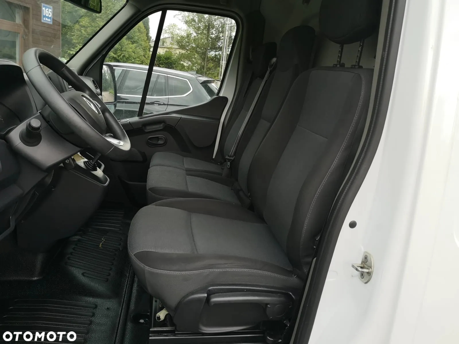 Renault MASTER BLASZAK SREDNI NOWY MODEL - 30