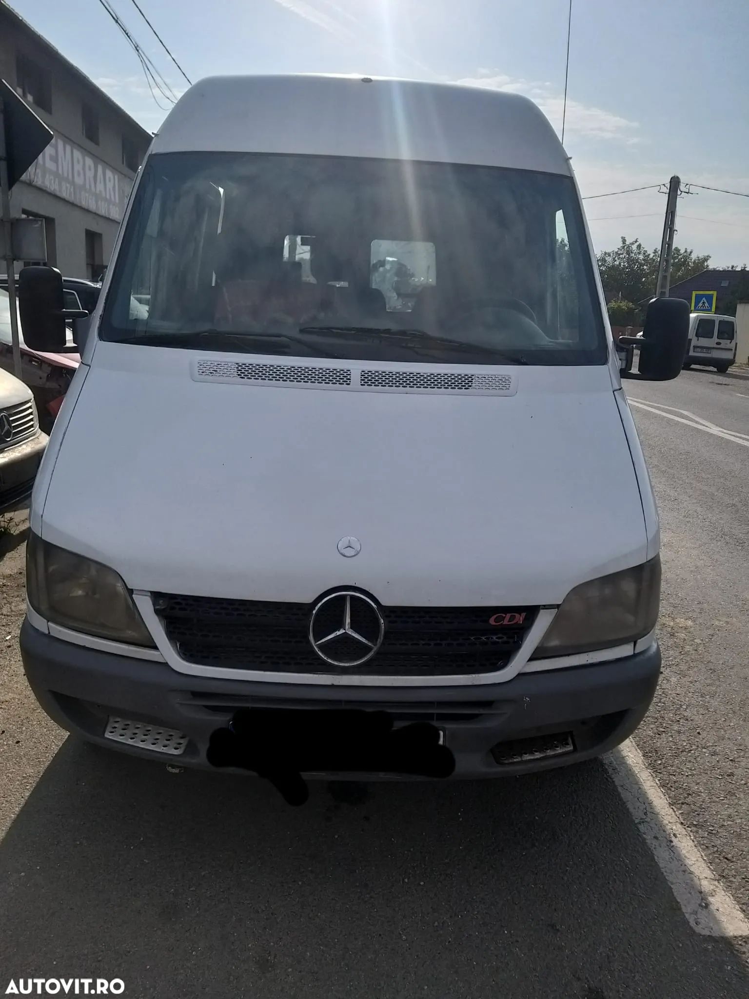 Dezmembram Mercedes Sprinter din 2005 , 2.2 Diesel - 1