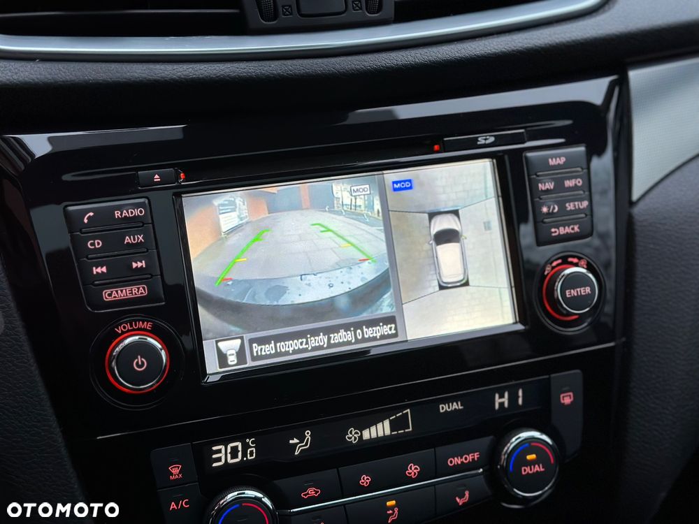 Nissan Qashqai 1.2 DIG-T N-Connecta EU6 - 25