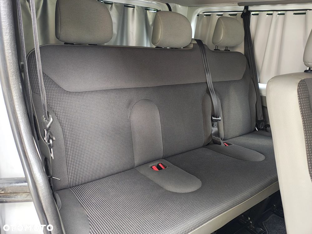 Opel Vivaro - 17