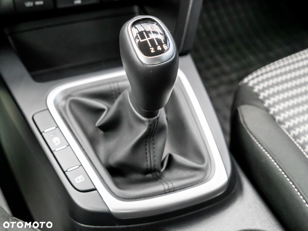 Kia XCeed 1.5 T-GDI M - 15