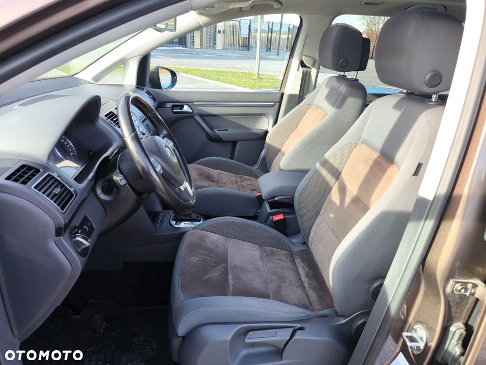 Volkswagen Touran 1.4 TSI EcoFuel DSG Comfortline - 16