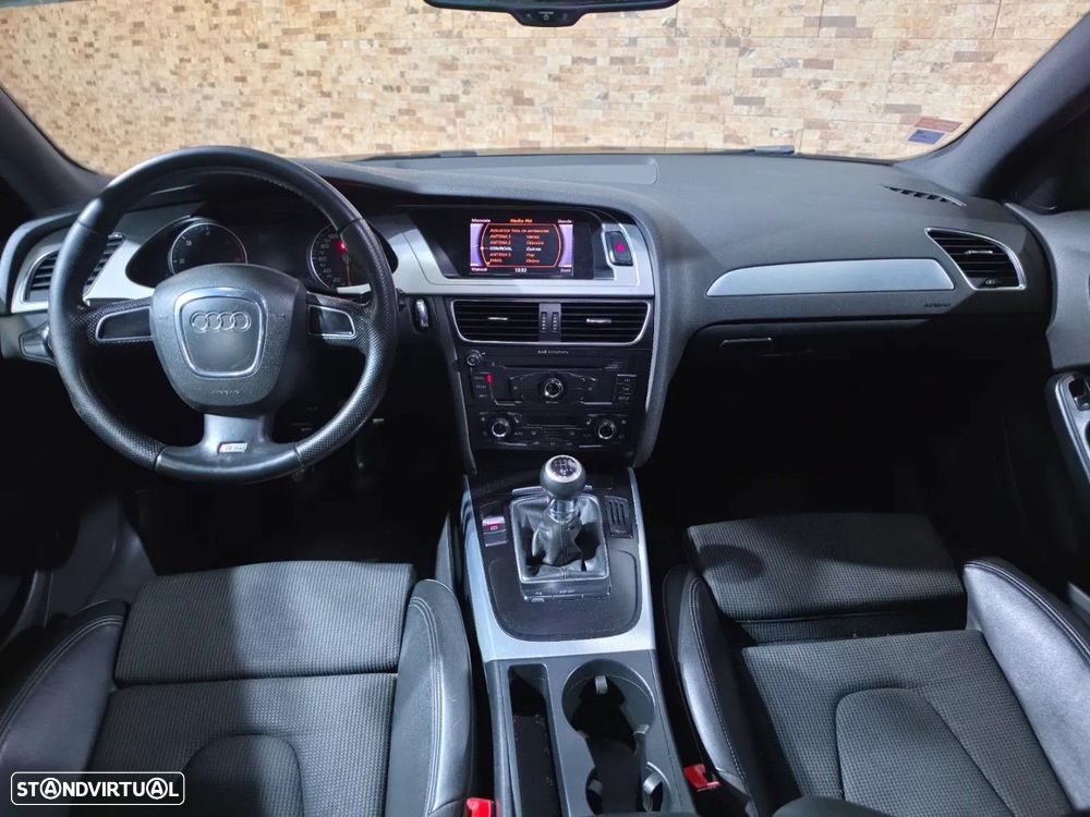 Audi A4 Avant 2.0 TDI S-line - 16