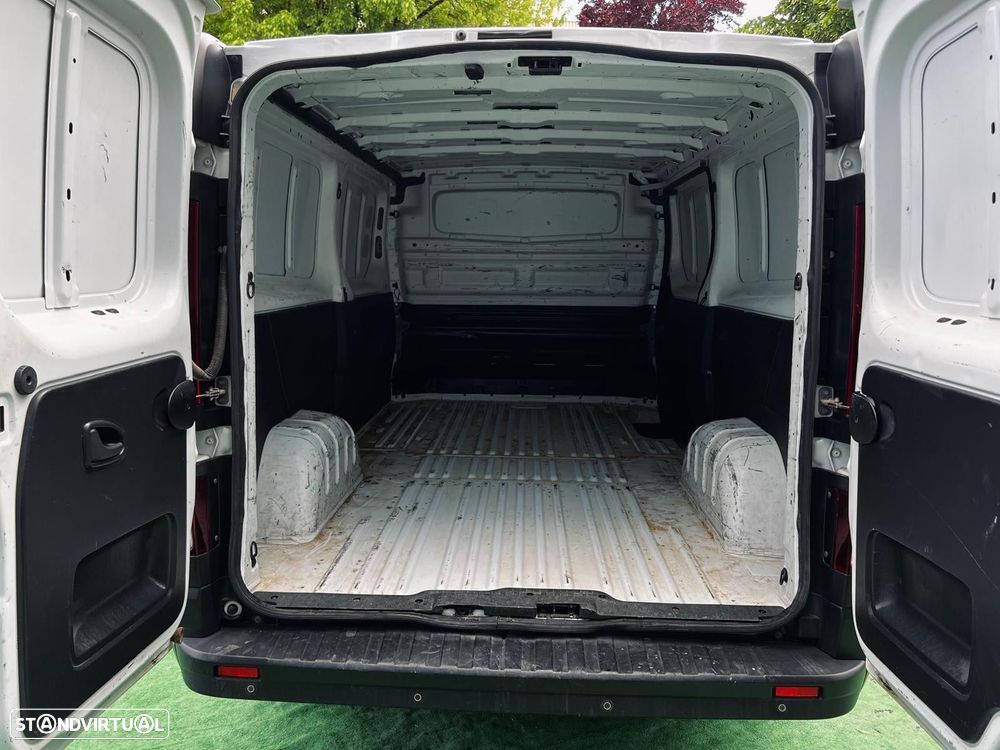 Renault Trafic 1.6 dCi L2H1 1.2T SS - 29