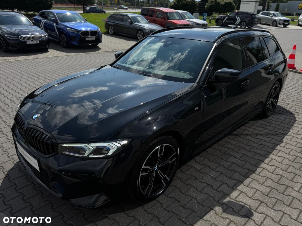 BMW Seria 3 ver-320d-touring-xdrive-m-sport - 29