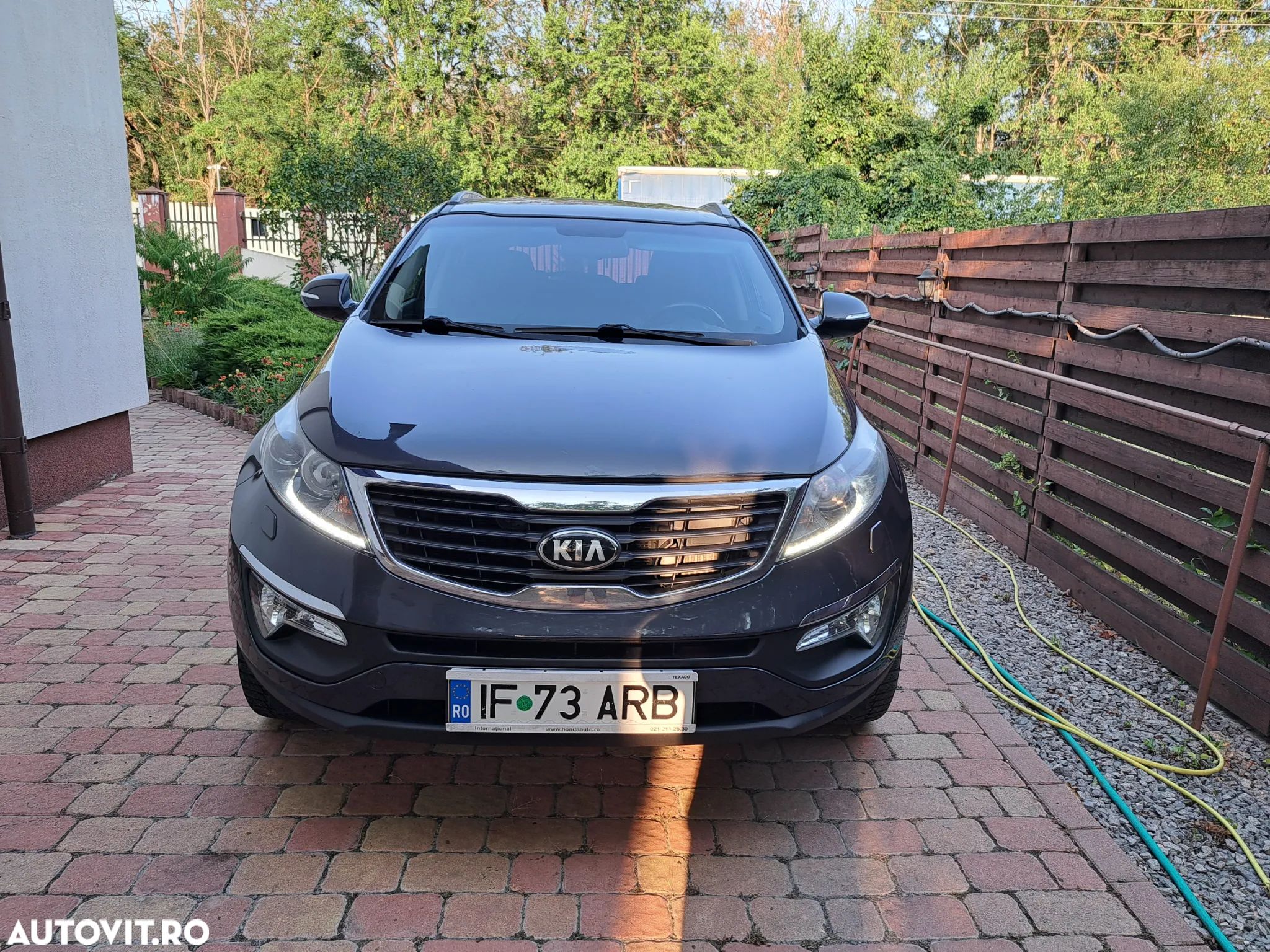Kia Sportage 2.0 DSL MT 4x4 PREMIUM - 1
