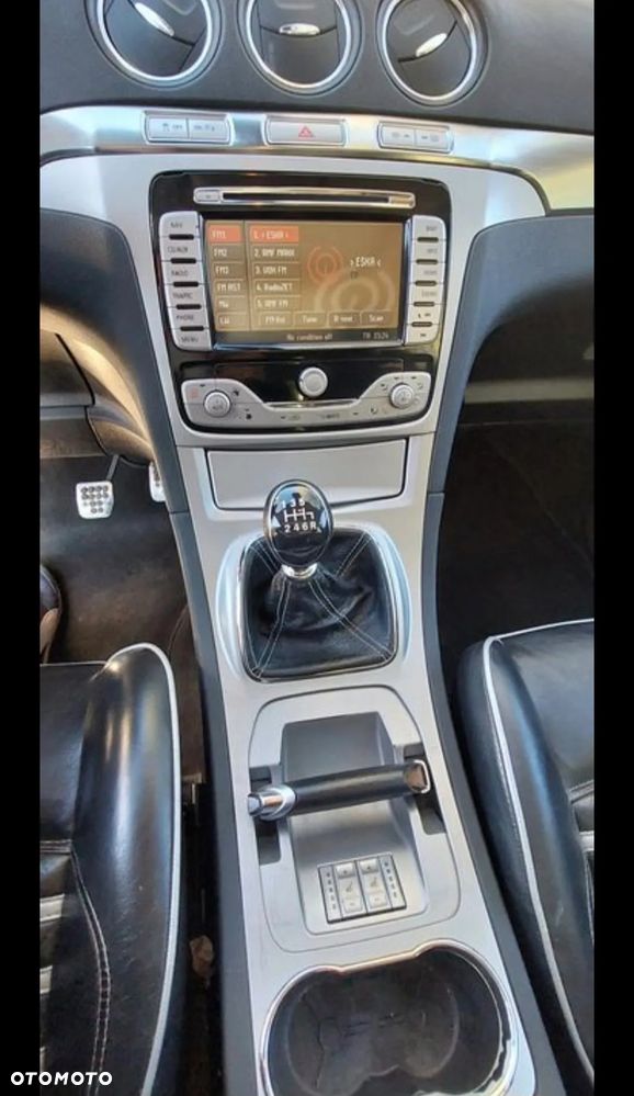 Ford S-Max 2.5 Titanium - 20