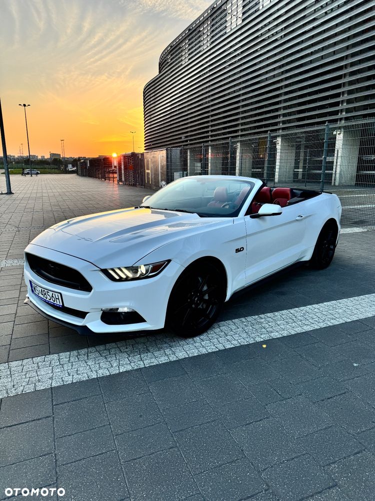 Ford Mustang 5.0 V8 GT - 5