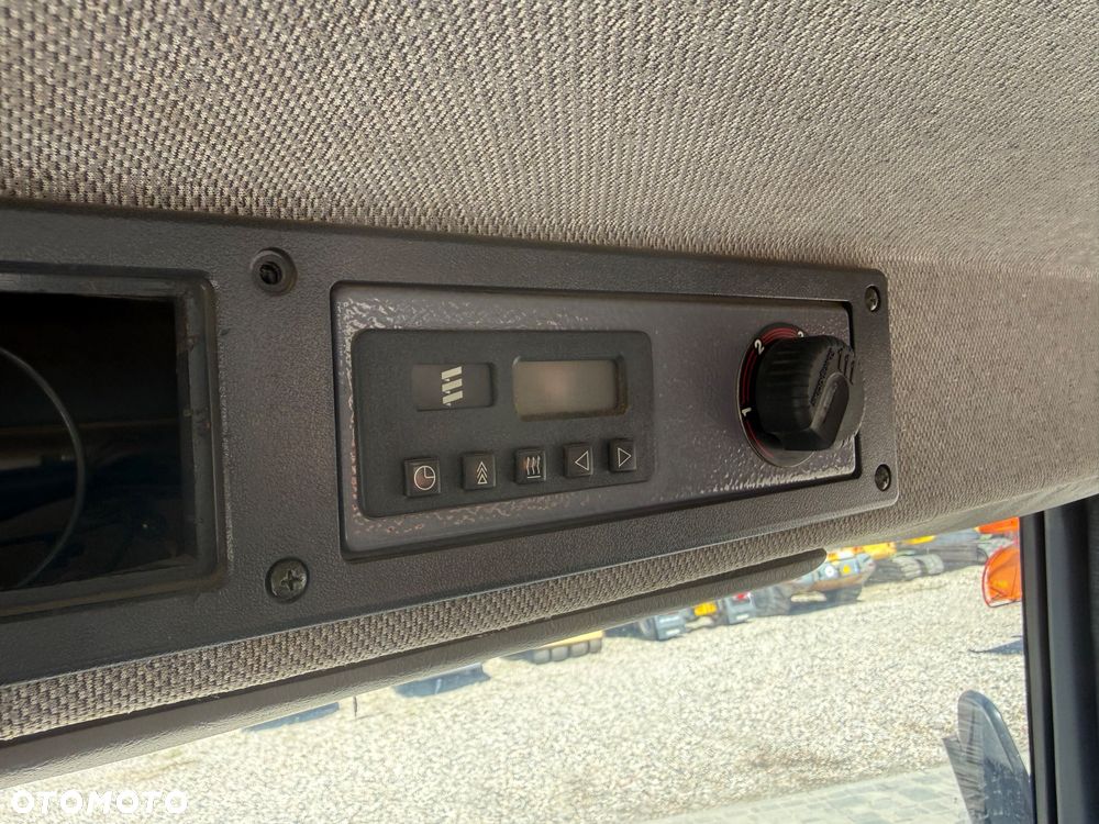 Mercedes-Benz 811 Eco Power - 9