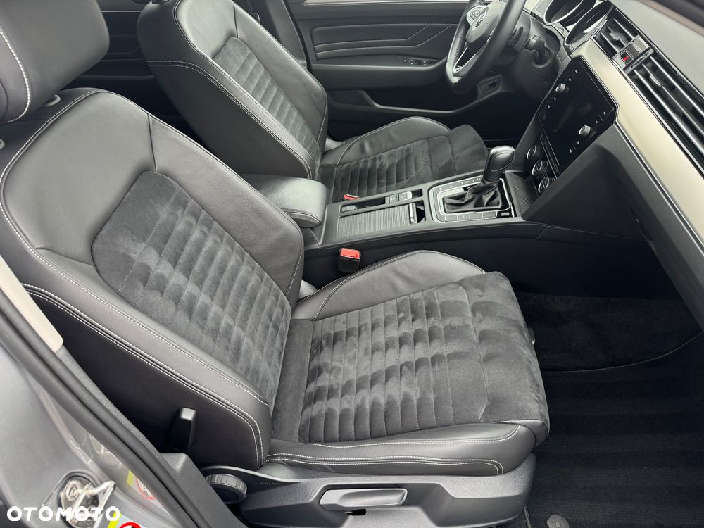 Volkswagen Passat 1.5 TSI EVO Elegance DSG - 14