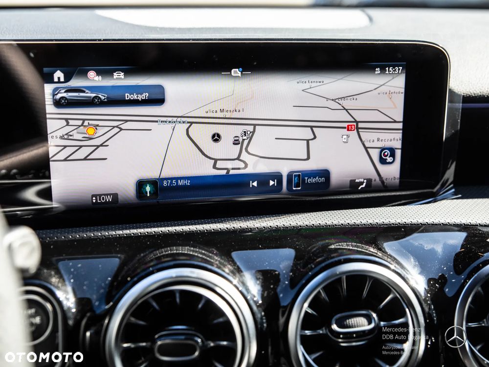 Mercedes-Benz Klasa A 250 e PHEV AMG Line 8G-DCT - 10