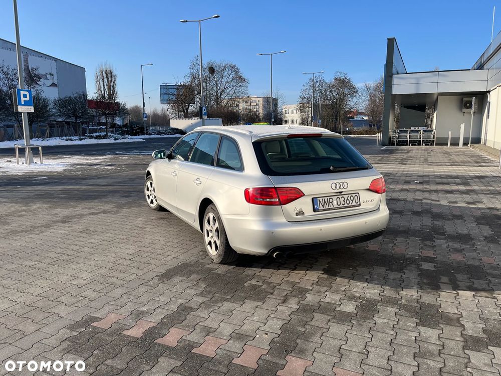 Audi A4 Avant 2.0 TDI DPF Attraction - 10