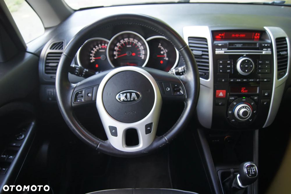 Kia Venga 1.4 CVVT Spirit - 13