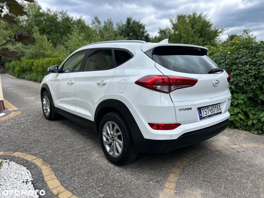 Hyundai Tucson blue 1.7 CRDi 2WD Passion - 6