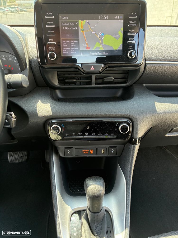 Toyota Yaris 1.5 HDF Comfort - 11