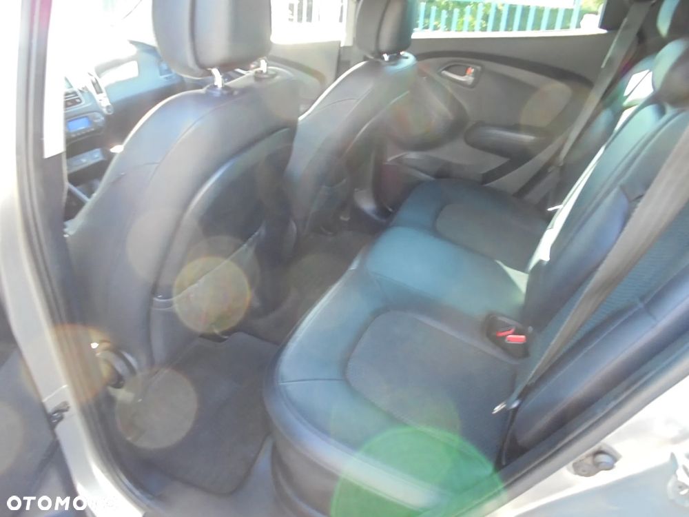 Hyundai ix35 2.0 CRDi Premium 2WD - 10
