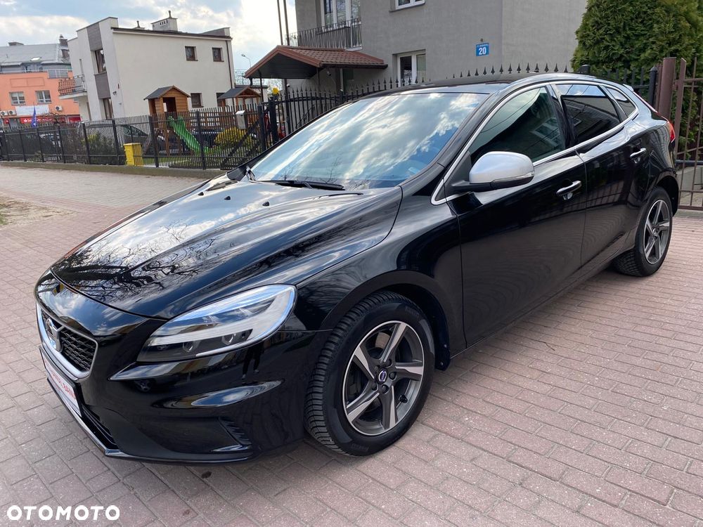Volvo V40 D3 Geartronic RDesign - 23