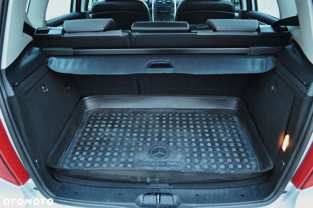 Mercedes-Benz Klasa A 150 Avantgarde Edition 10 - 9