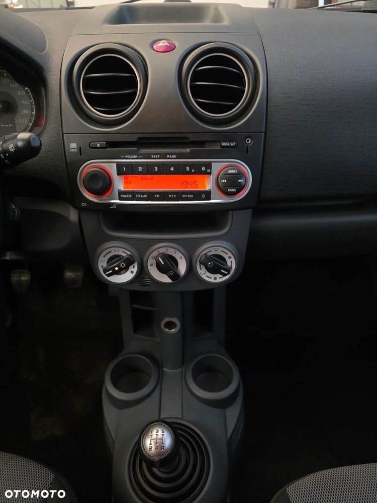 Mitsubishi Colt 1.3 Inform - 12