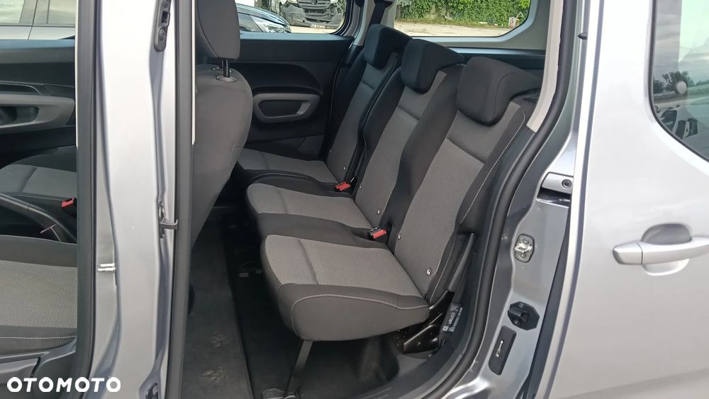Toyota Proace City - 38