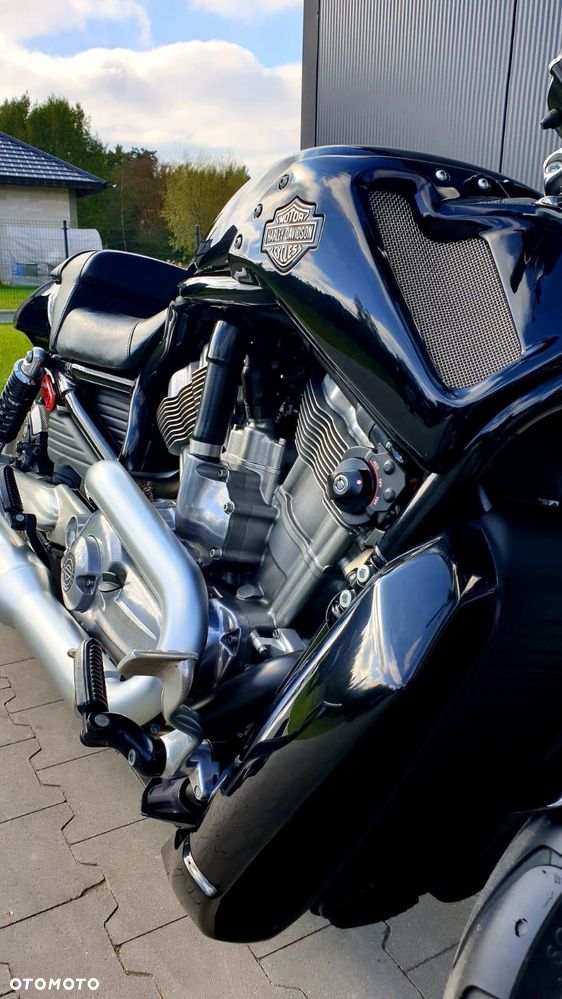 Harley-Davidson V-Rod Muscle - 12