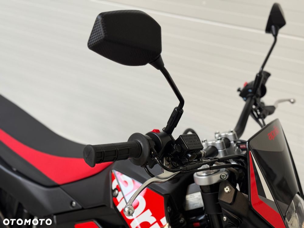 Aprilia SX - 12